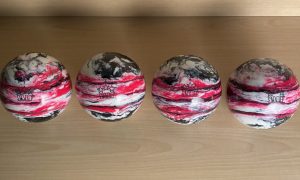 4 bocce modello Tuttocolore 107 920 - Bianco Rosso Nero