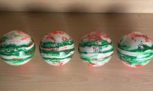 4 bocce modello Tuttocolore 107 920 - Bianco Verde Rosso